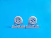 Tempest Mk.II/V/VI-Square Tread Pattern Mainwheels f....