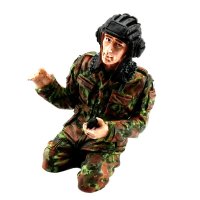 1/16 Half Figure Gunner T-90