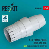 F-16 Fighting Falcon (F100-PW-229) open exhaust nozzle...