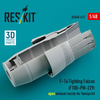 F-16 Fighting Falcon (F100-PW-229) open exhaust nozzle...