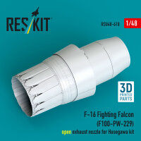 F-16 Fighting Falcon (F100-PW-229) open exhaust nozzle...